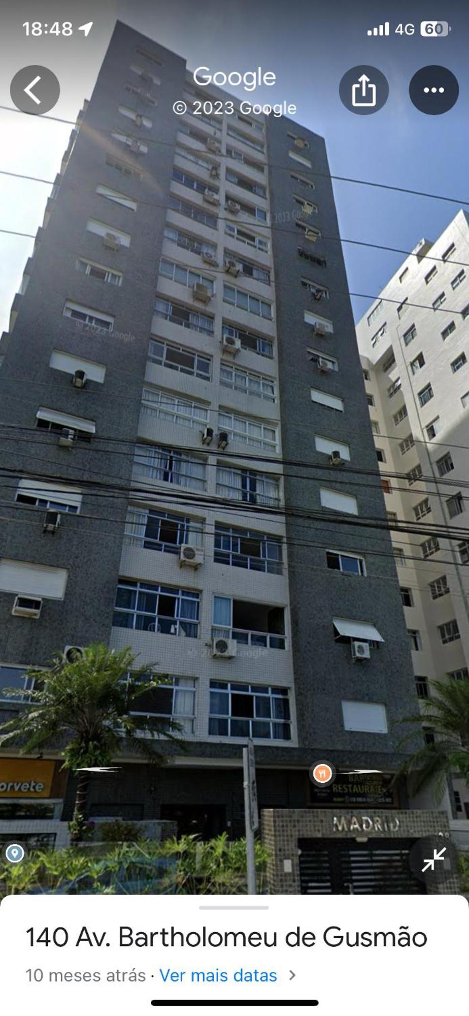 Em Frente Ao Mar